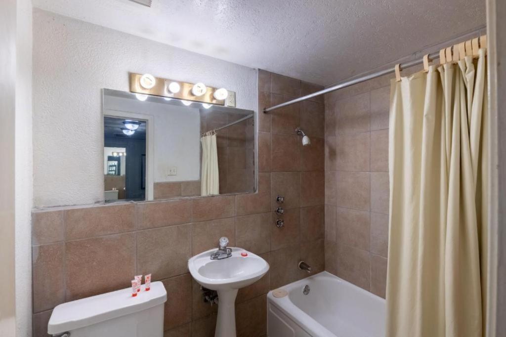 Hotel O Bay City, Tx-35 Екстер'єр фото